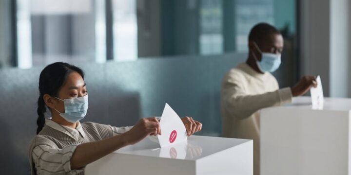 다양한 정당들의 선거 공약 비교와 분석